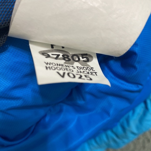 Outdoor Research Women's Diode Hooded Down Jacket - Picture 11 of 14